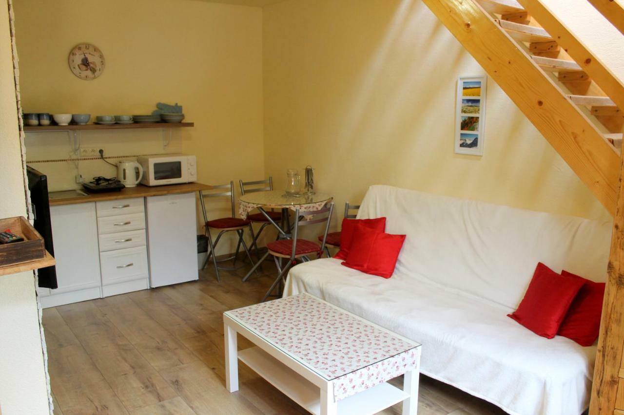 Apartman Turista Pavcina Lehota  Exterior photo