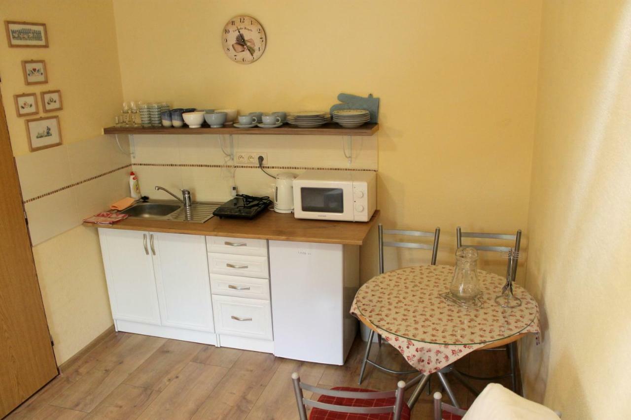 Apartman Turista Pavcina Lehota  Exterior photo